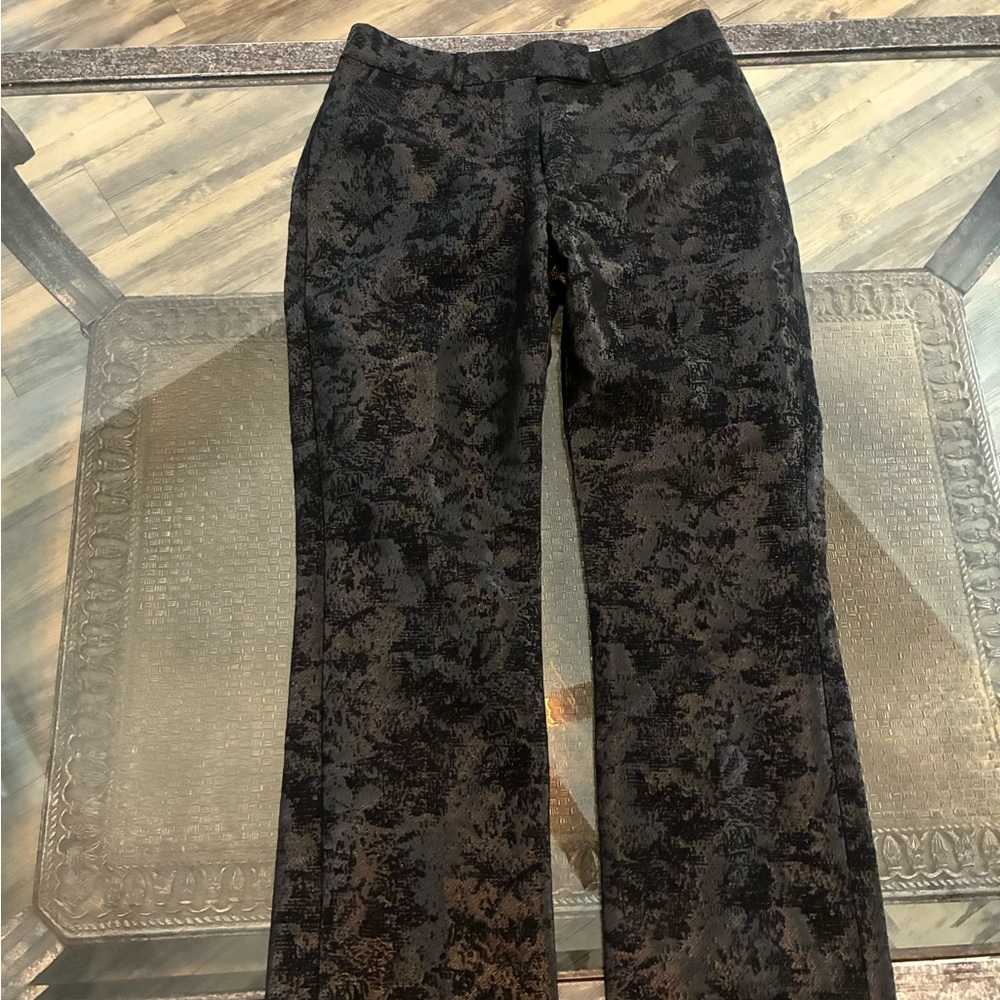 Rachel Zoe Silver & Black Dress Pants size 2 fits like a 0.